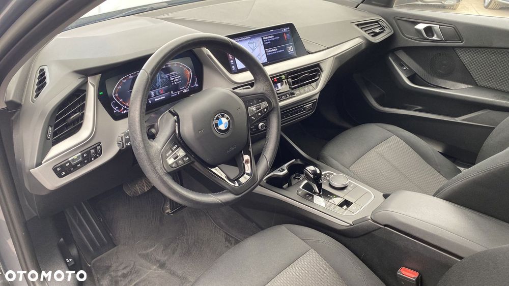 BMW Seria 1 118i Advantage - 10
