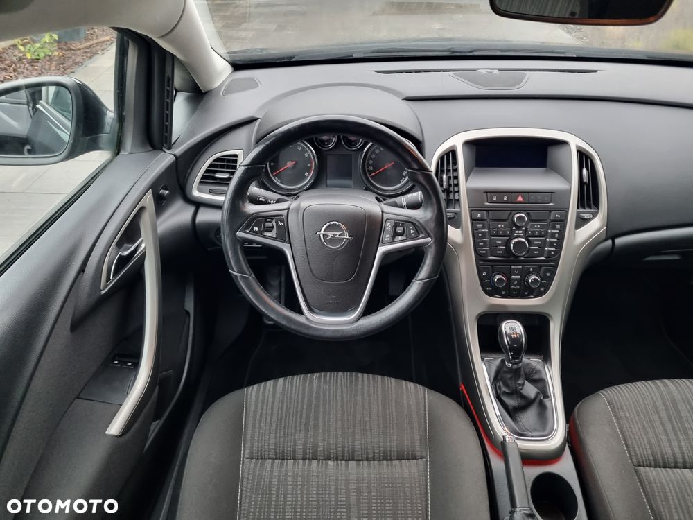 Opel Astra 1.4 Turbo Cosmo - 22