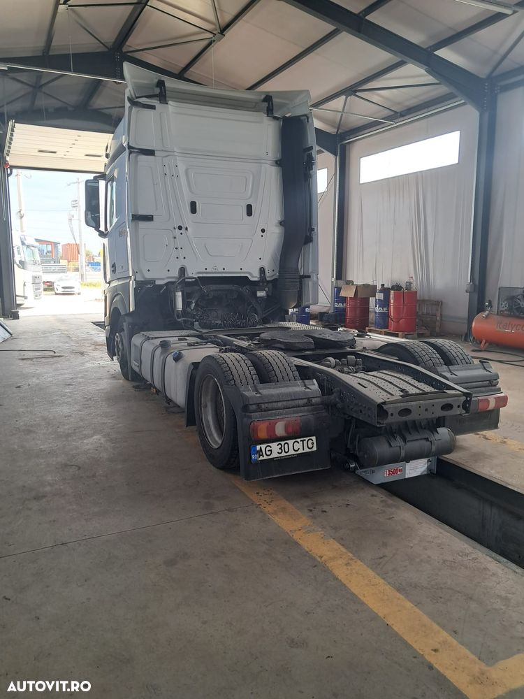 Mercedes-Benz ACTROS - 4