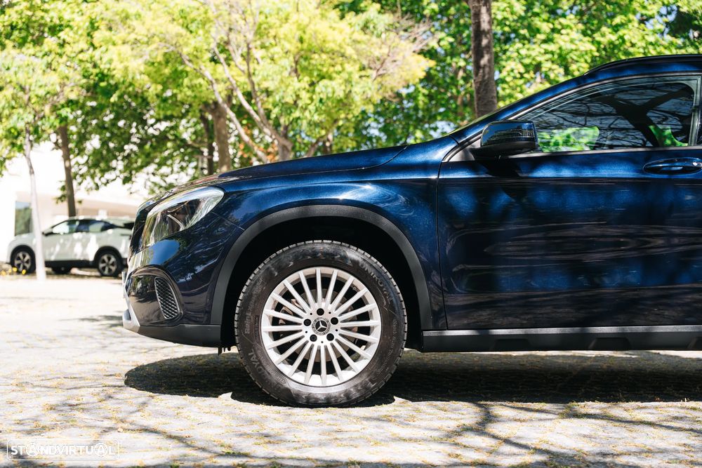 Mercedes-Benz GLA 180 (CDI) d - 8