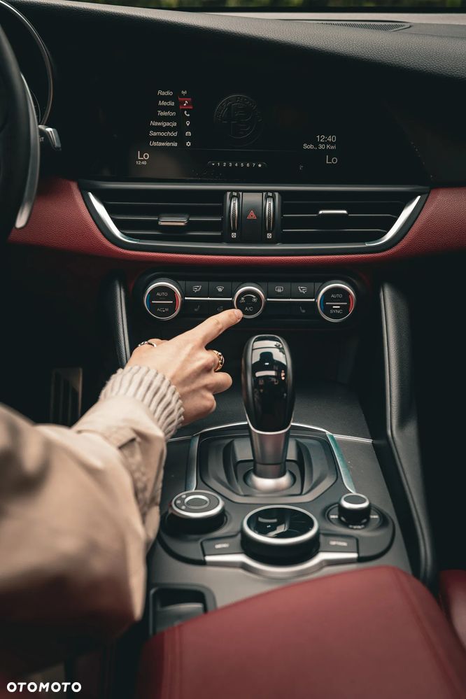 Alfa Romeo Giulia - 12