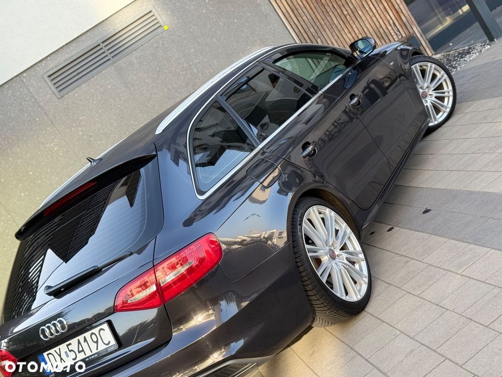 Audi A4 Avant - 33