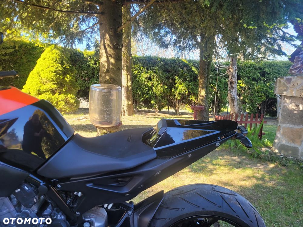 KTM Duke - 19