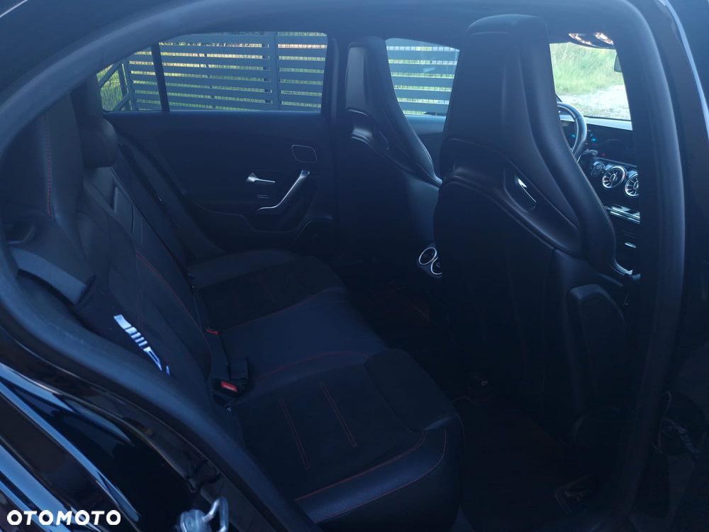 Mercedes-Benz Klasa A 35 AMG 4-Matic 7G-DCT - 23
