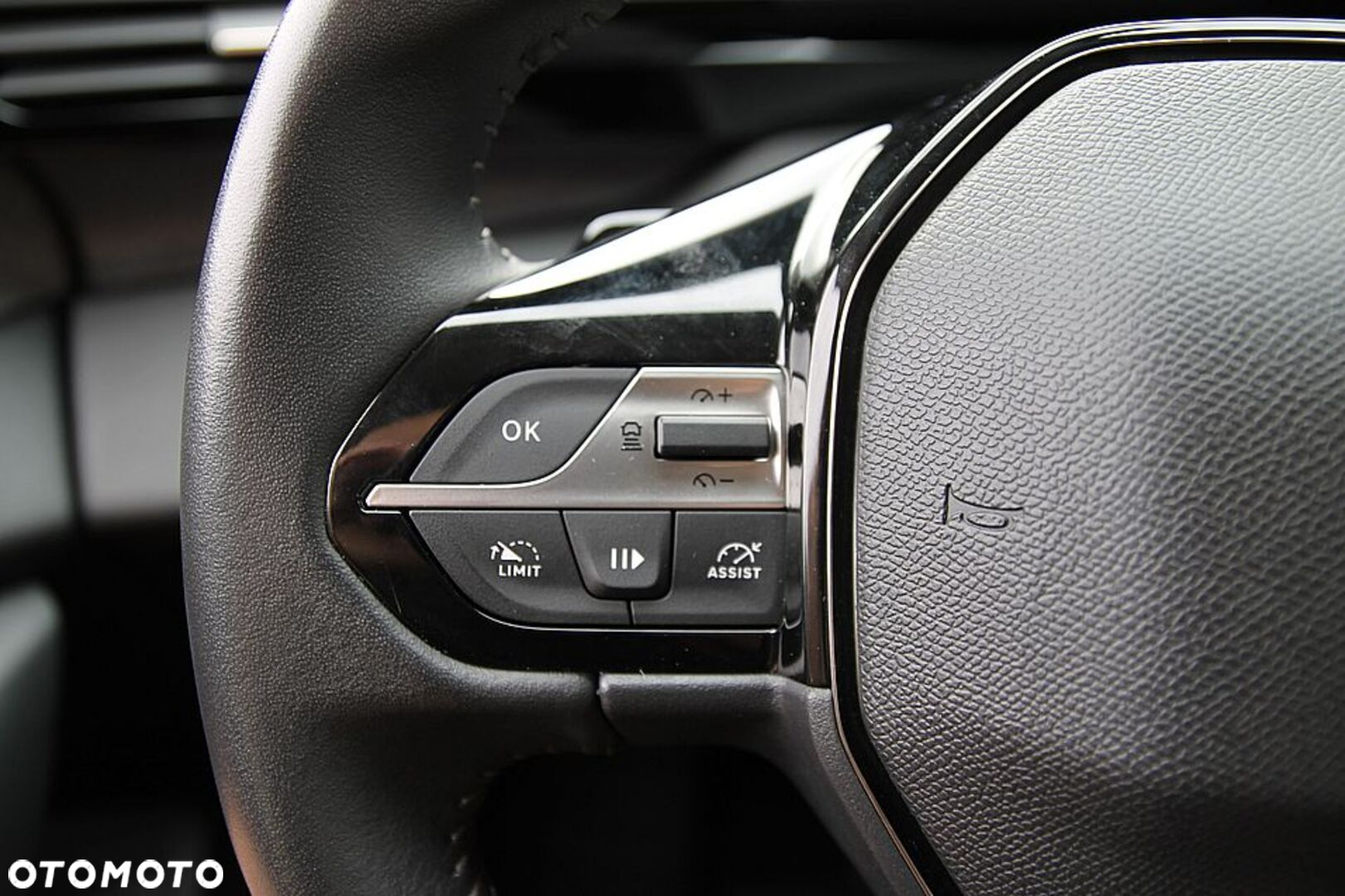 Peugeot 308 1.5 BlueHDi Allure Pack S&S EAT8 - 32