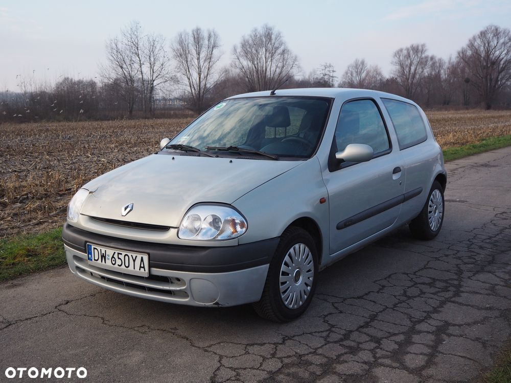 Renault Clio 1.4i RT - 1