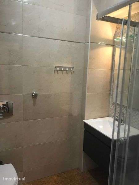 T3 junto ao Metro D. João II | Garagem | Av. República - Grande imagem: 5/12