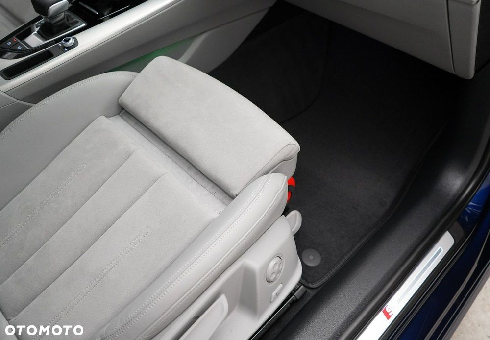 Audi A4 Limousine - 24