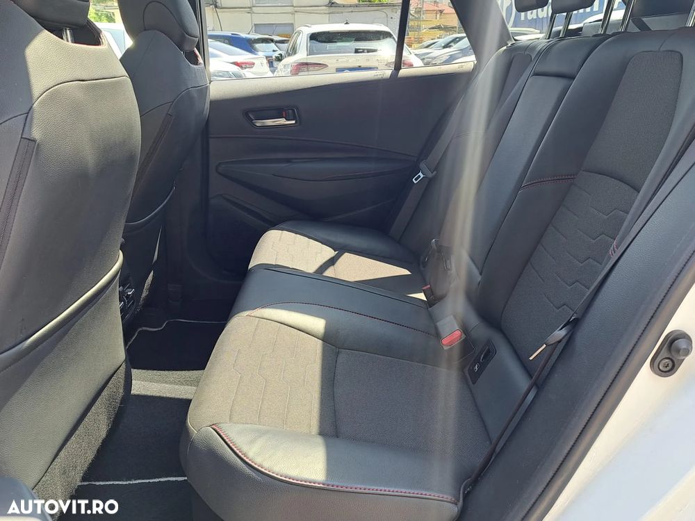 Toyota Corolla 2.0 HSD Dynamic interior Negru - 25