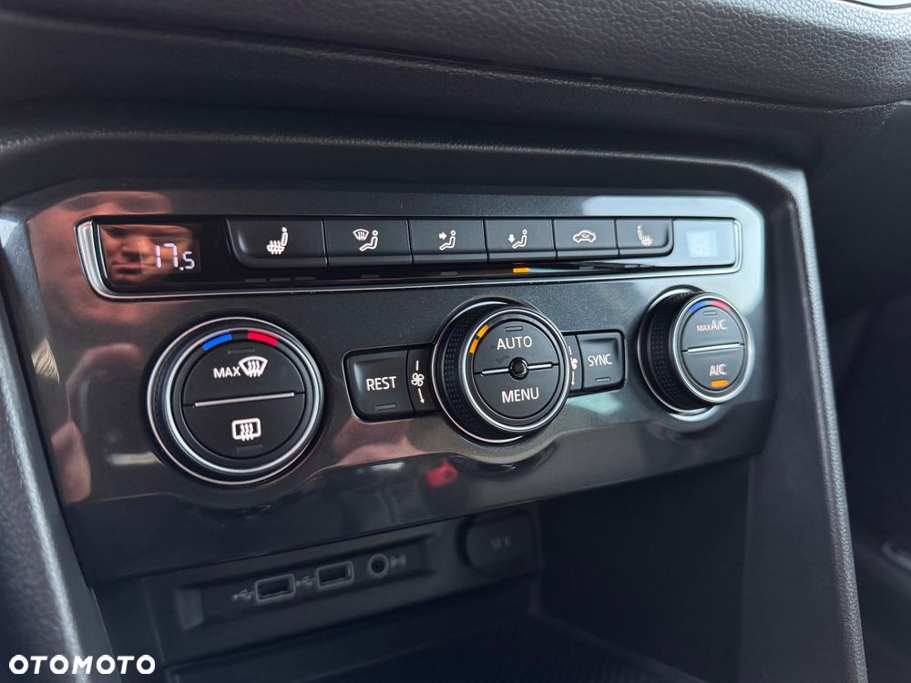 Volkswagen Tiguan - 39