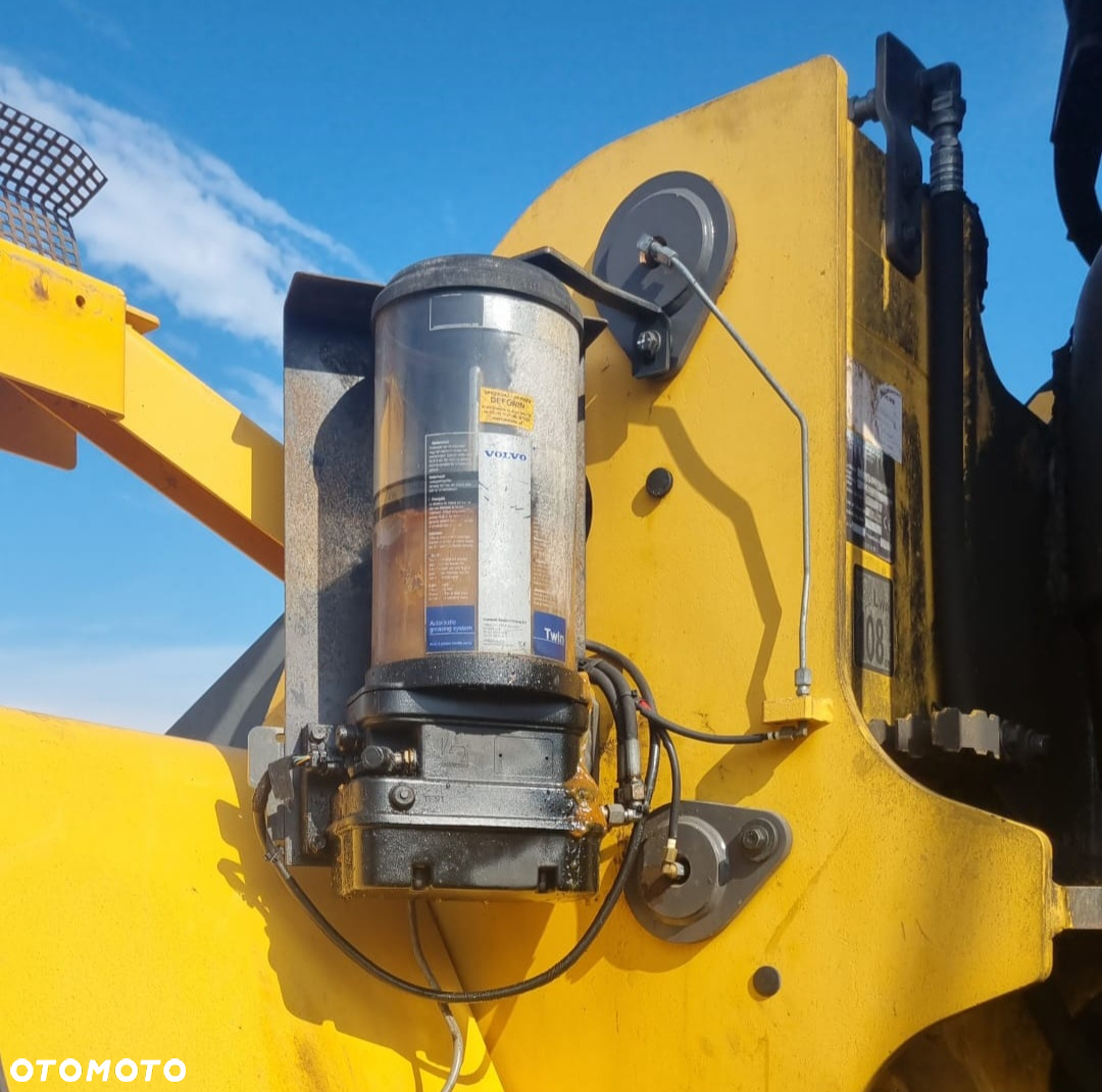 Volvo L180H - 7