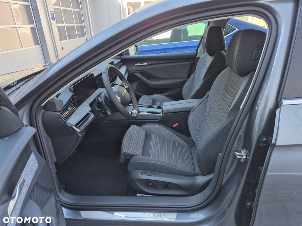 Skoda Superb 2.0 TDI SCR 4x4 Edition 130 DSG - 17