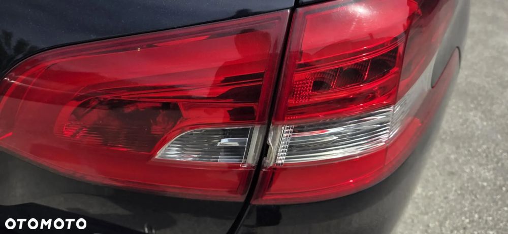 PEUGEOT 308 T9 SW lampa prawy tył w błotnik - 3
