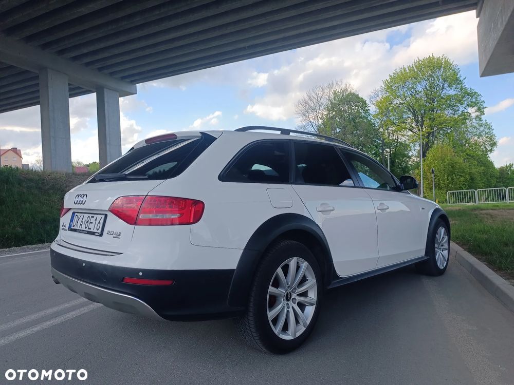 Audi A4 Allroad - 13