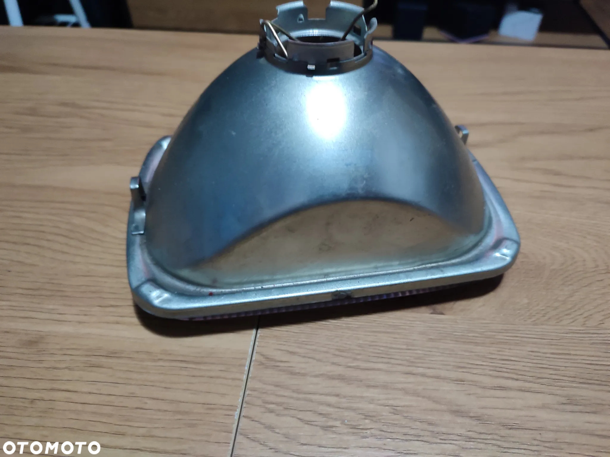 Lampa przód, reflektor Honda VF 1000R - 9