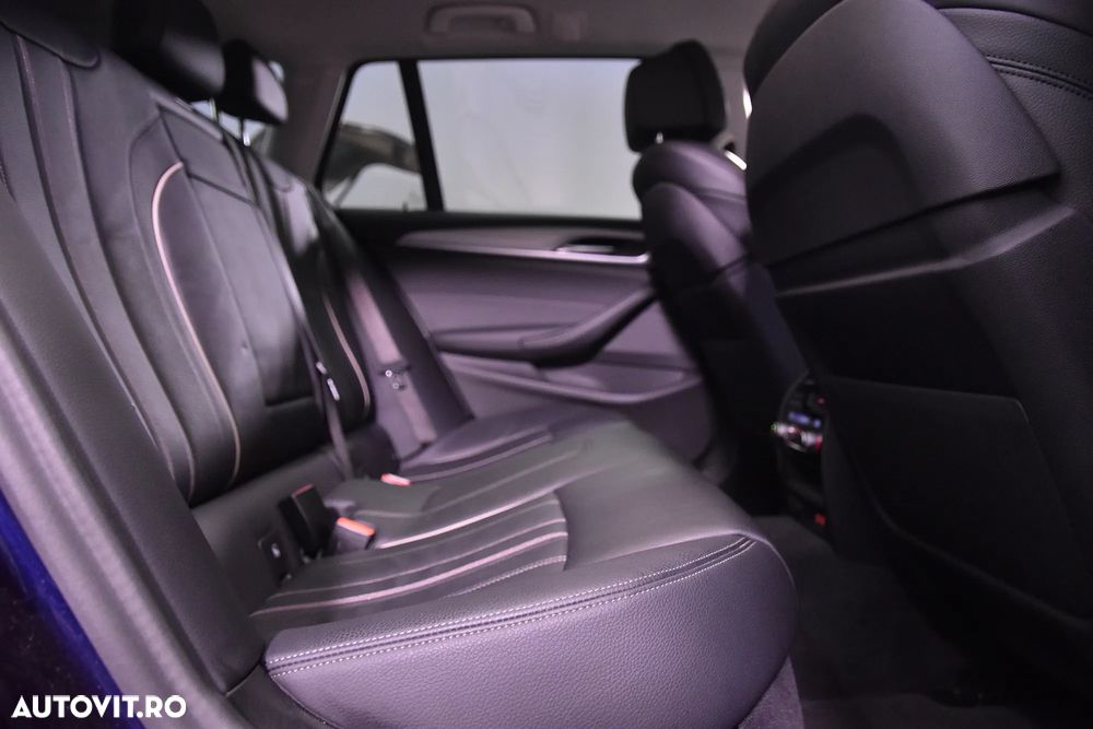 BMW Seria 5 520d xDrive AT MHEV - 12