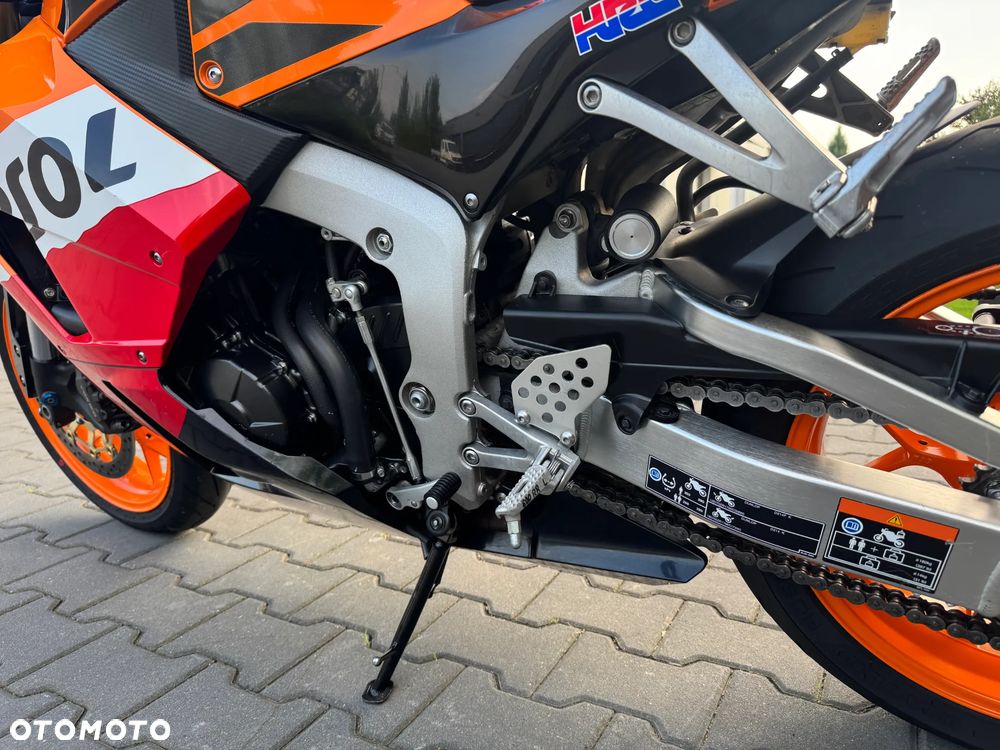 Honda CBR - 23