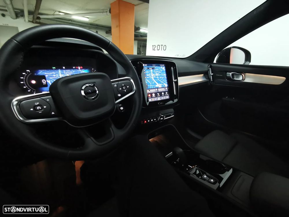 Volvo XC 40 2.0 B3 Plus Dark - 13