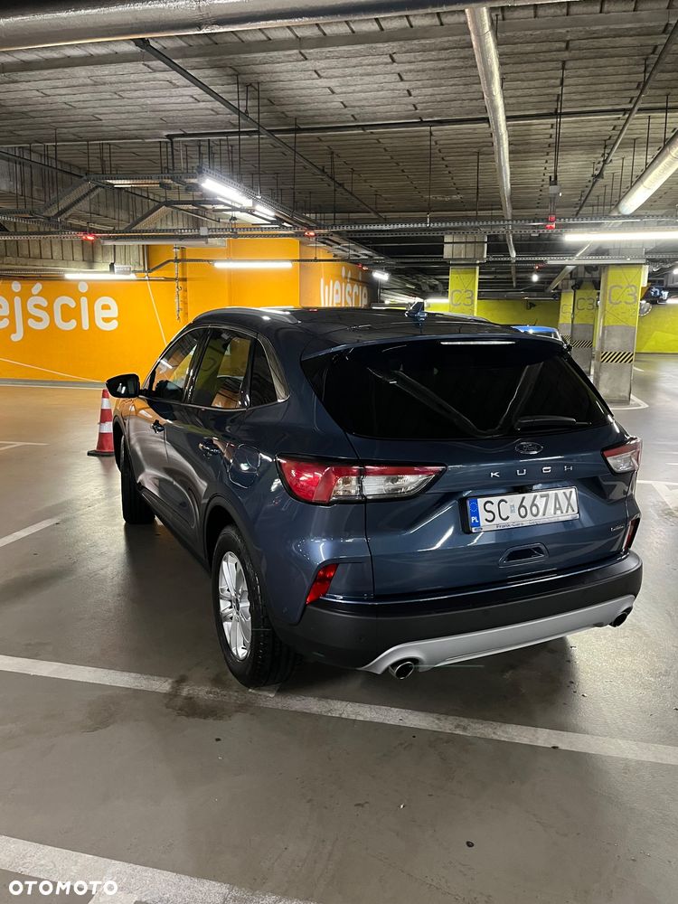 Ford Kuga - 2