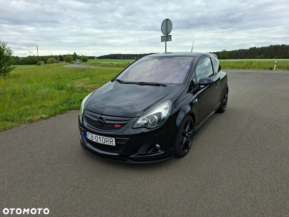 Opel Corsa 1.6 T OPC - 1