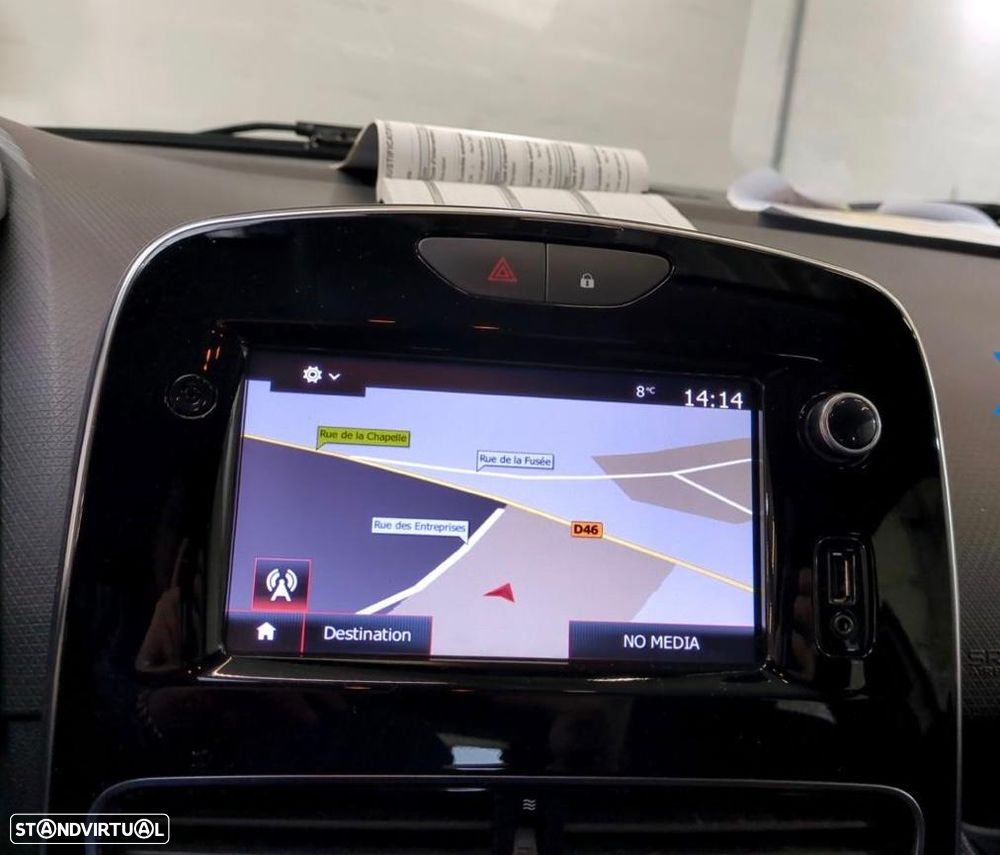 Renault Clio TCe 90 BUSINESS EDITION - 9