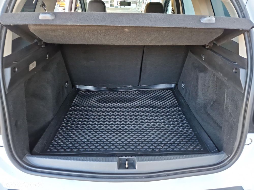 Dacia Duster 1.0 TCe Essential - 17