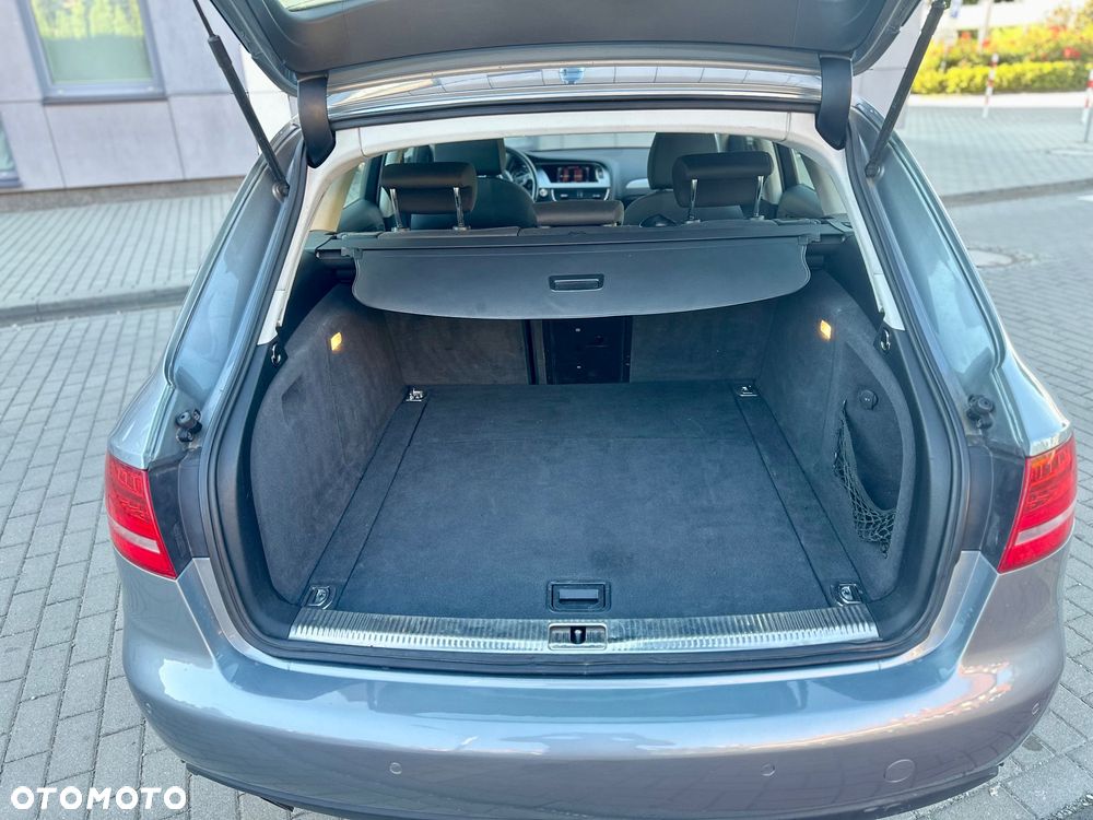Audi A4 Avant 2.0 TDI DPF multitronic Ambiente - 16