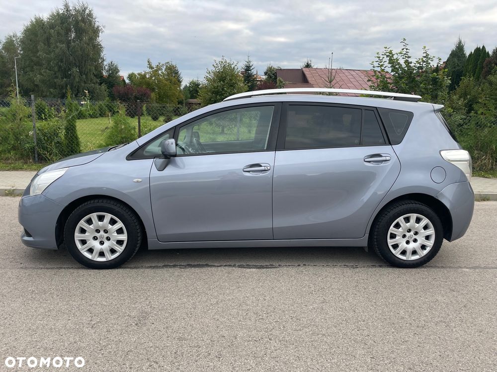 Toyota Verso 2.0 D-4D - 21