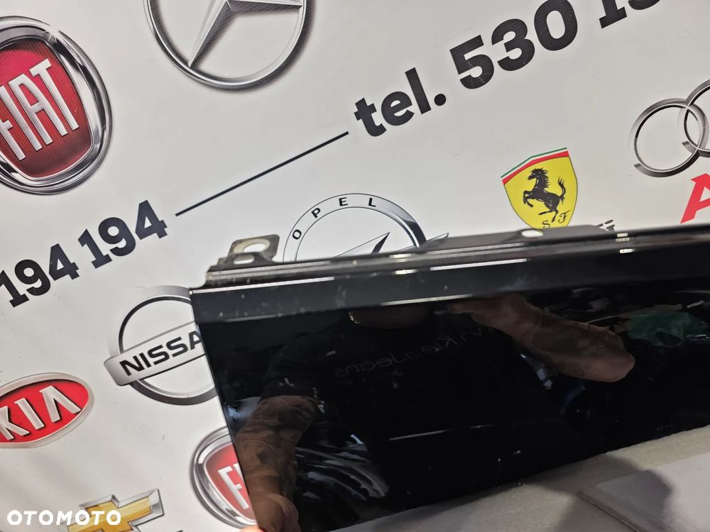 AUDI A4 B9 8W0 14- ŁADNY PRAWY BŁOTNIK PRZEDNI PRZÓD KOLOR CZARNY NIEMETALIK NR AUKCJI BŁ334 - 11