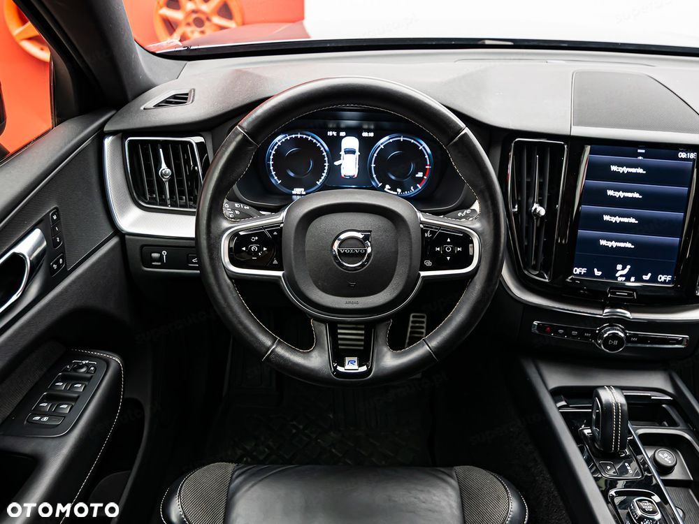 Volvo XC 60 B4 D AWD R-Design - 14