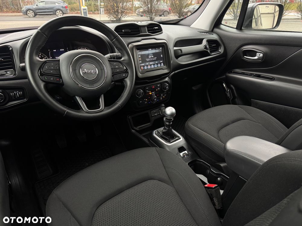 Jeep Renegade 1.4 MultiAir Limited - 27