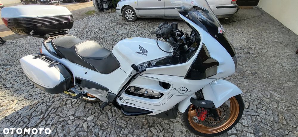Honda ST - 6