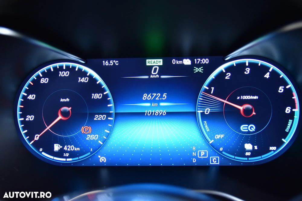 Mercedes-Benz GLC - 11