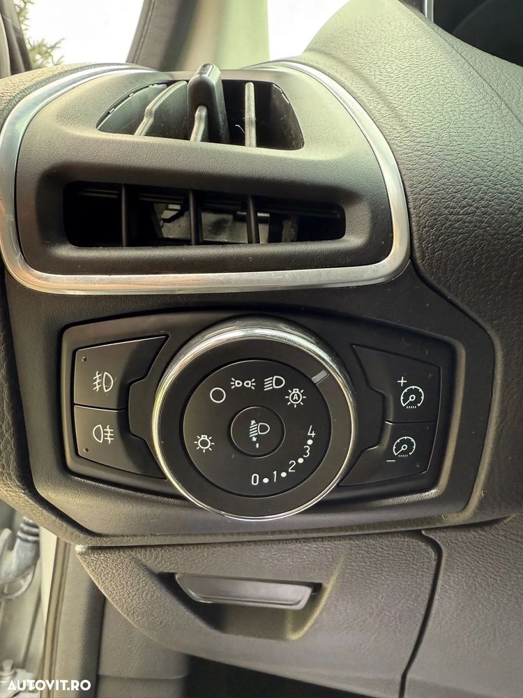 Ford Focus 1.6 TDCi DPF Start-Stopp-System Titanium - 17