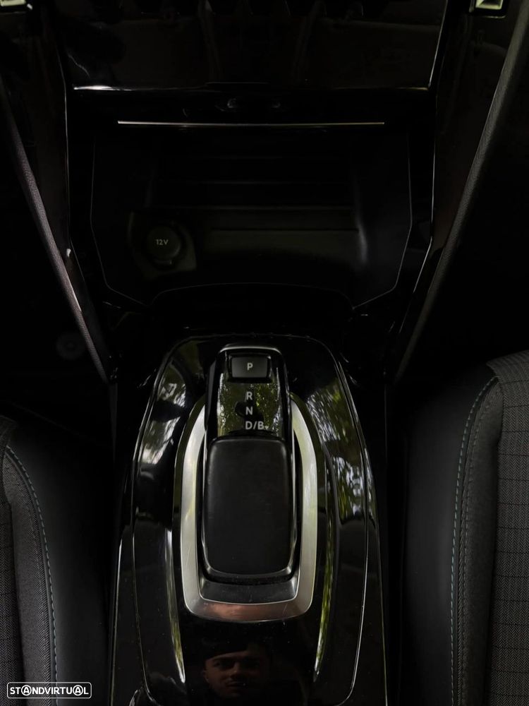 Peugeot e-208 50 kWh Allure Pack - 32
