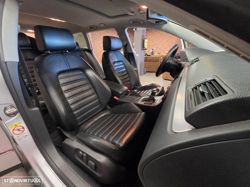VW Passat Variant 2.0 TDi Highline DSG - 25