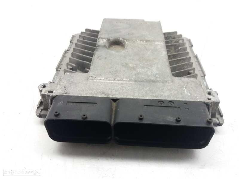 CENTRALINA DO MOTOR UCE AUDI A3 - 1