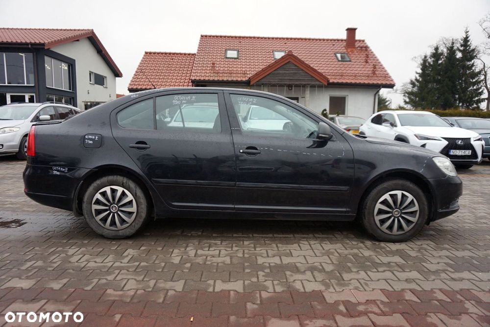 SKODA OCTAVIA II LIFT HB 2009 9910 1.4 TSI CAXA 122KM LHY CZARNY na części - 6