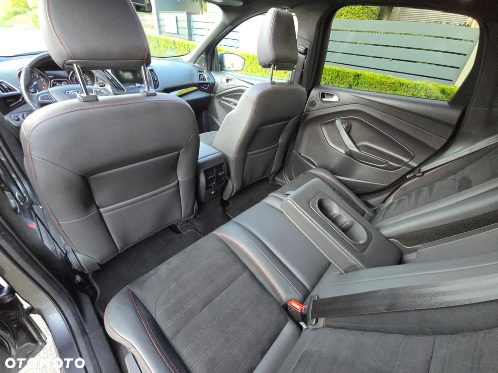 Ford Kuga 2.0 TDCi AWD ST-Line - 7