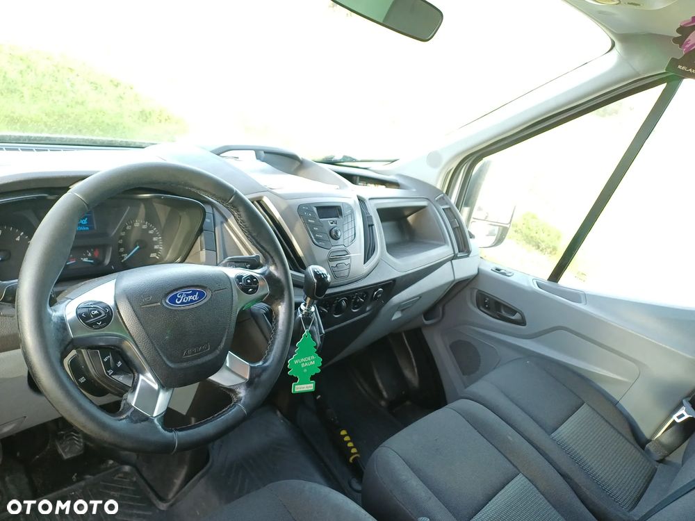 Ford Transit - 6