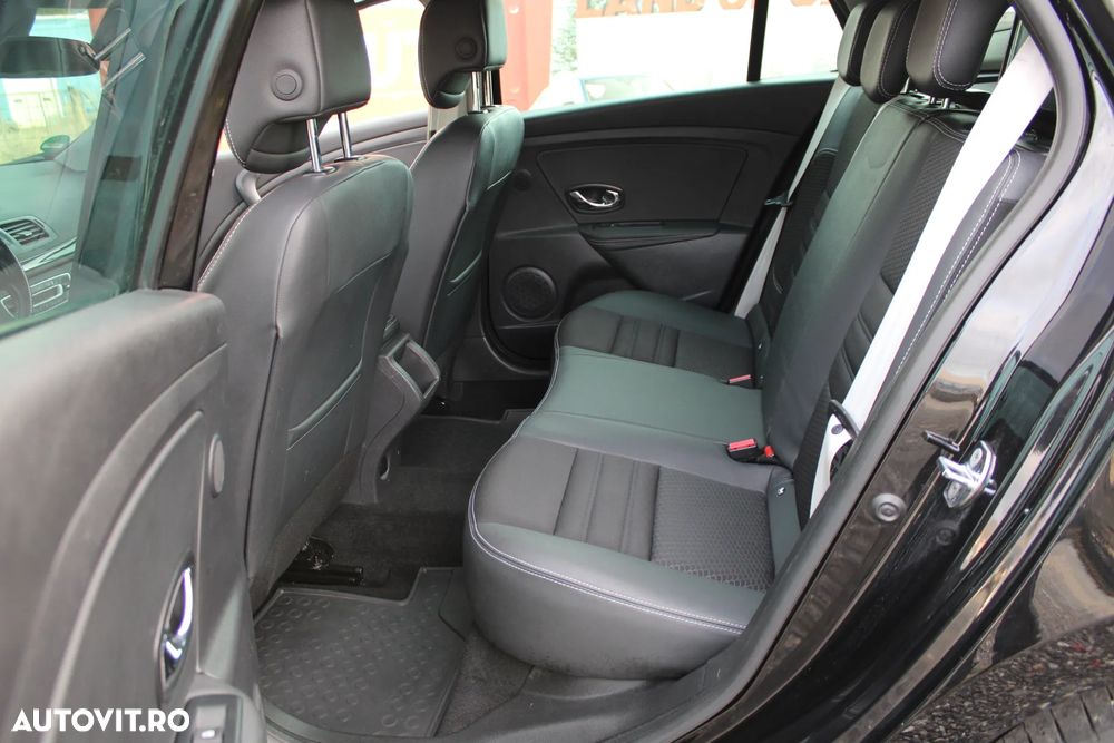 Renault Megane Grandtour ENERGY dCi 130 BOSE EDITION - 13