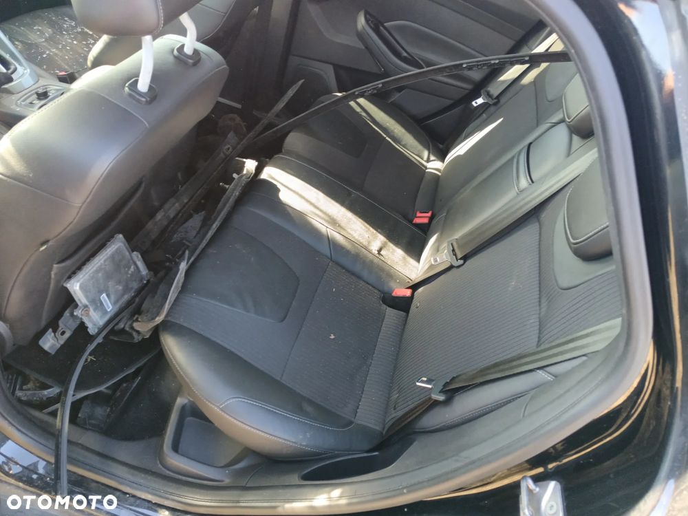 focus III 2.0 diesel 163km kod silnika TXDB AV4Q 6007CB kod farby FB - 3