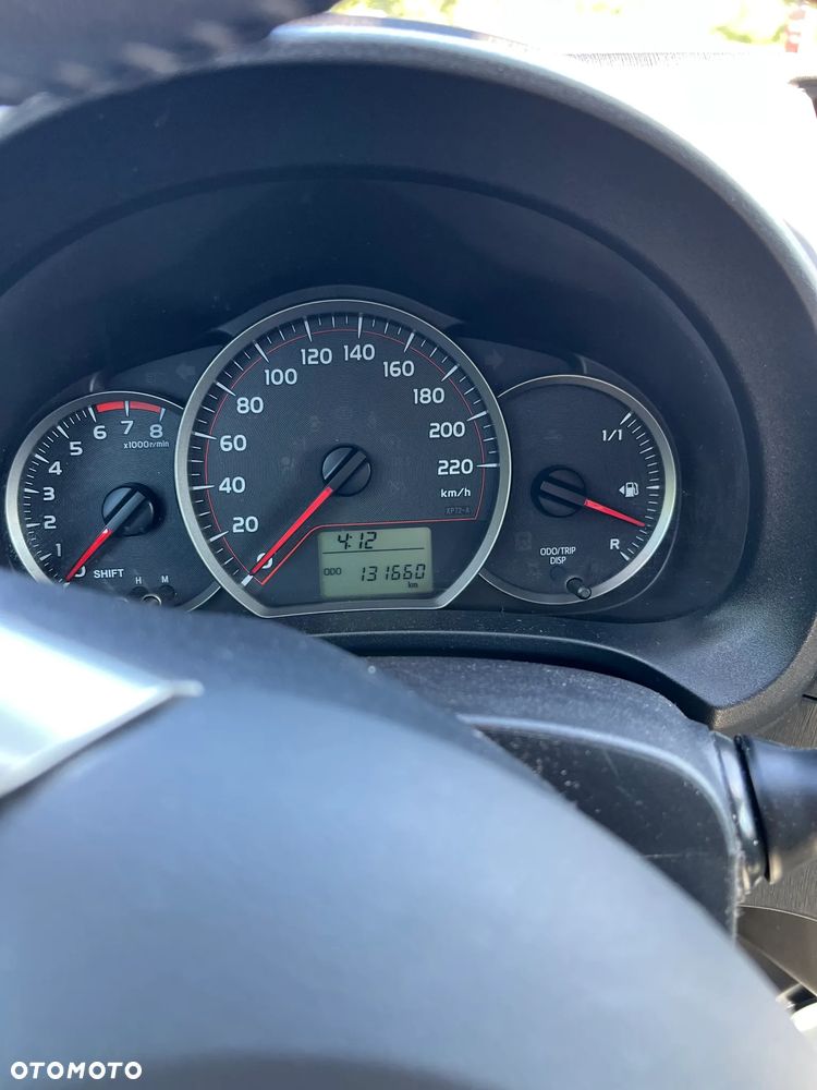 Toyota Yaris 1.33 Premium - 20