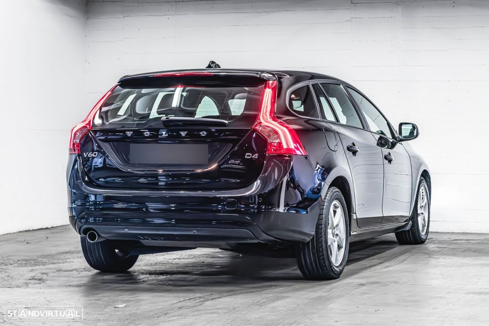 Volvo V60 2.0 D4 Momentum Start/Stop - 7