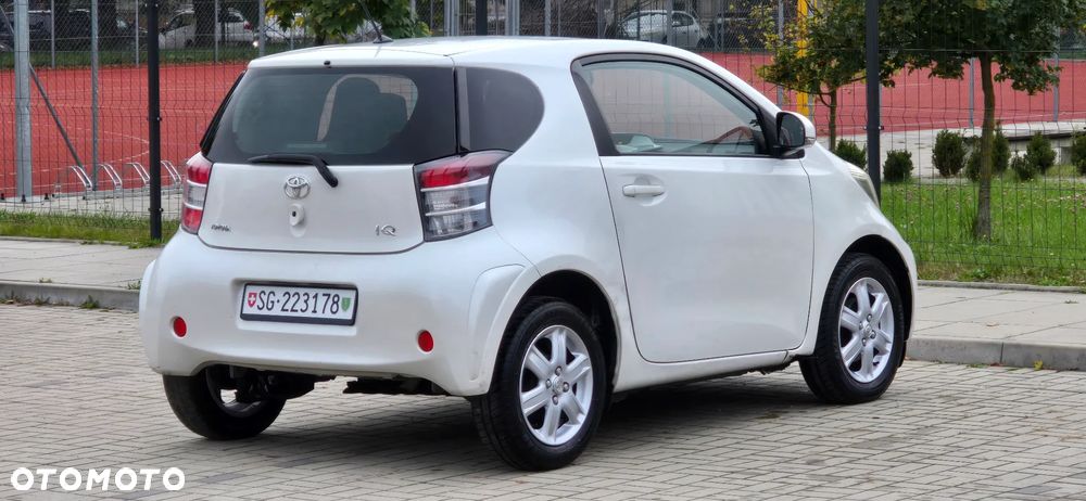 Toyota iQ 1.0 Luna - 8