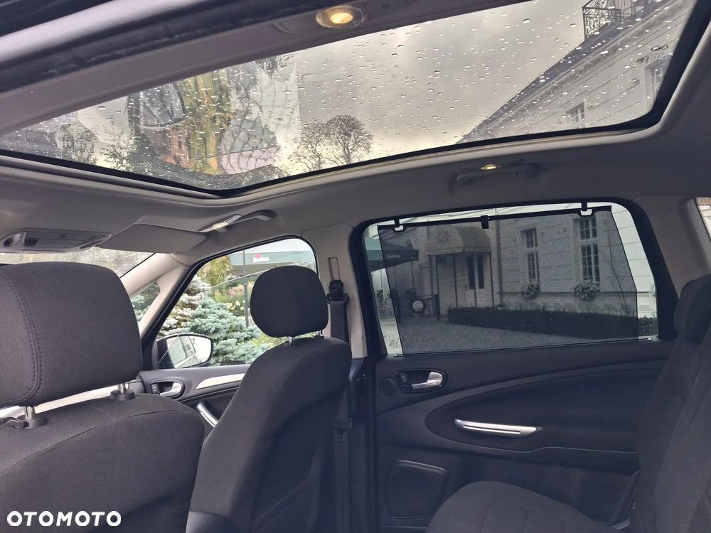 Ford S-Max - 30