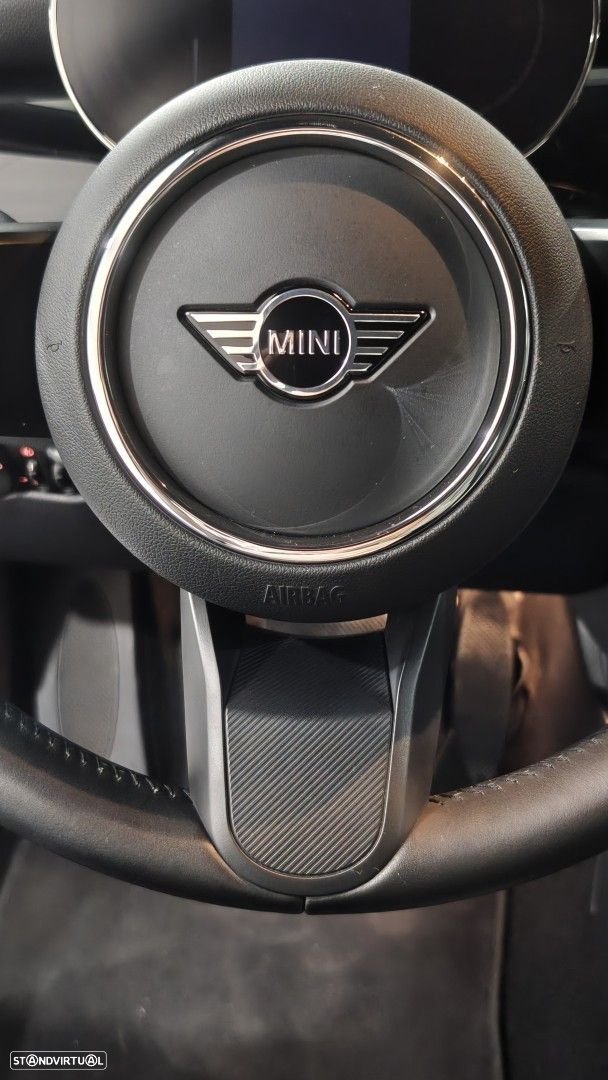 MINI 3 Portas Cooper SE Premium Essential - 53
