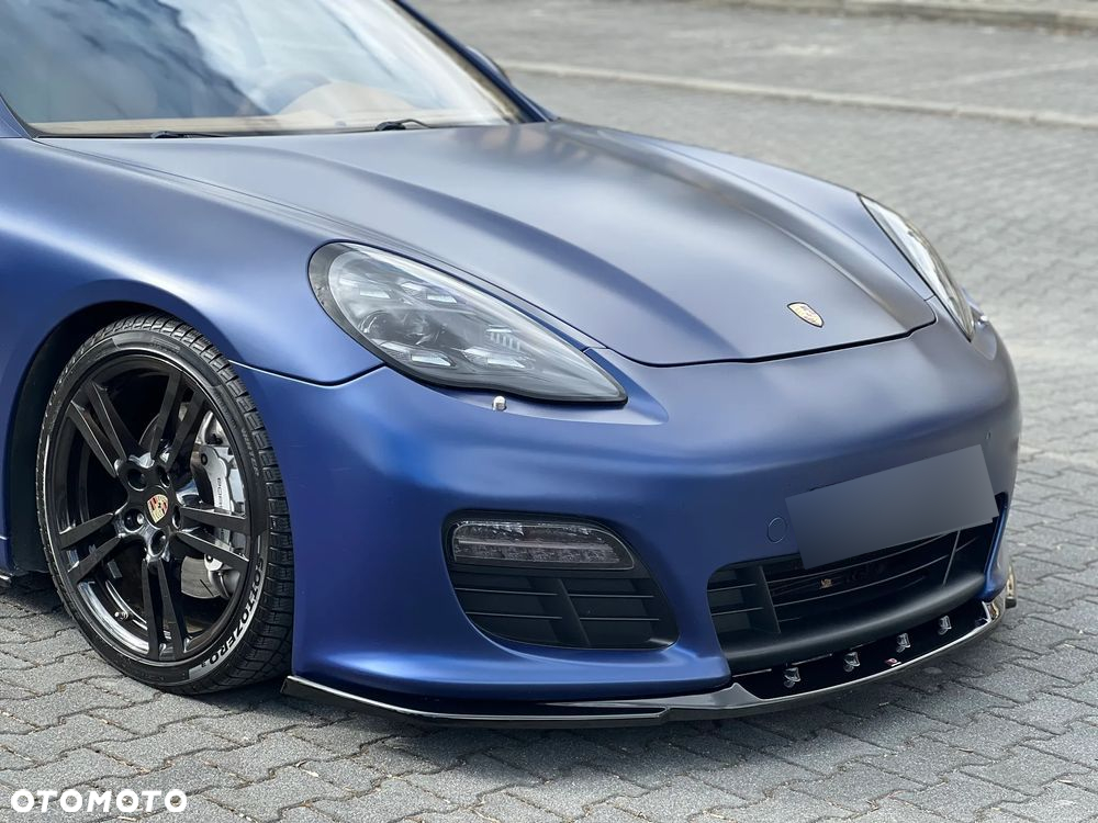 Porsche Panamera 4S PDK - 12