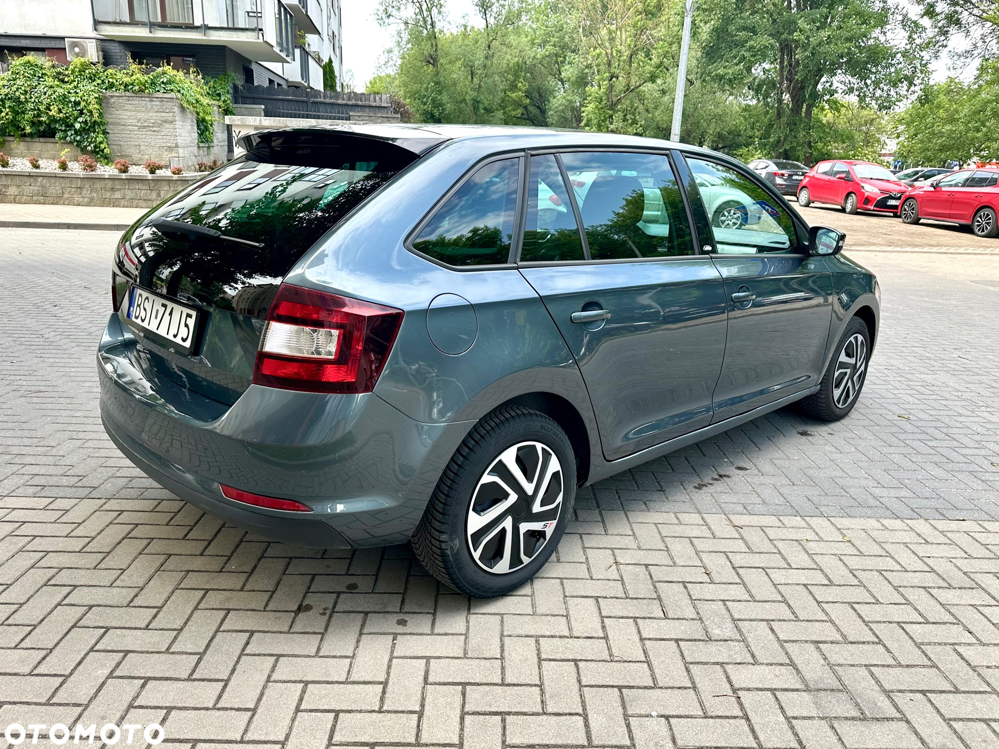 Skoda RAPID 1.2 TSI Edition - 9