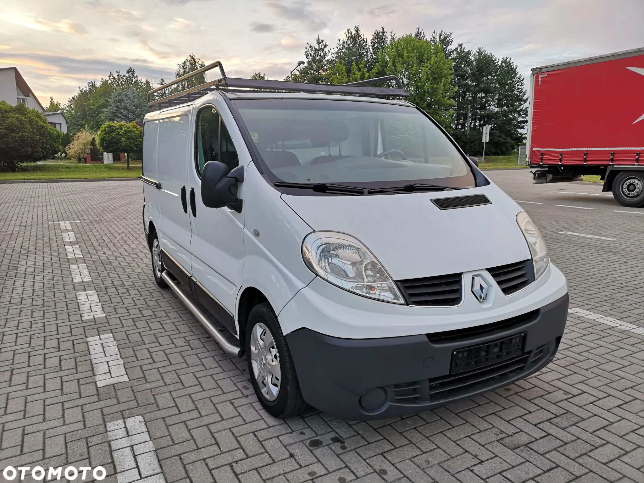 Renault TRAFIC - 10